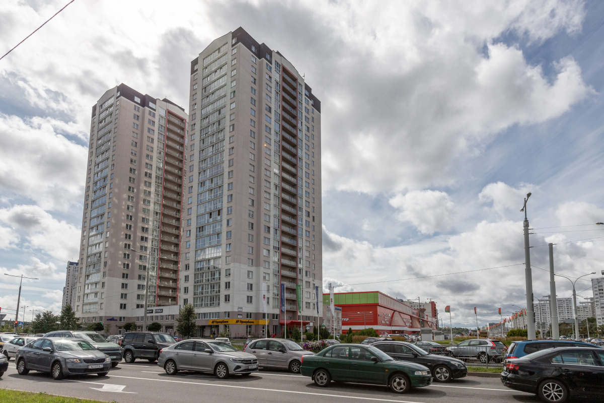 Апартаменты трёхкомнатные с видом на Национальную библиотеку