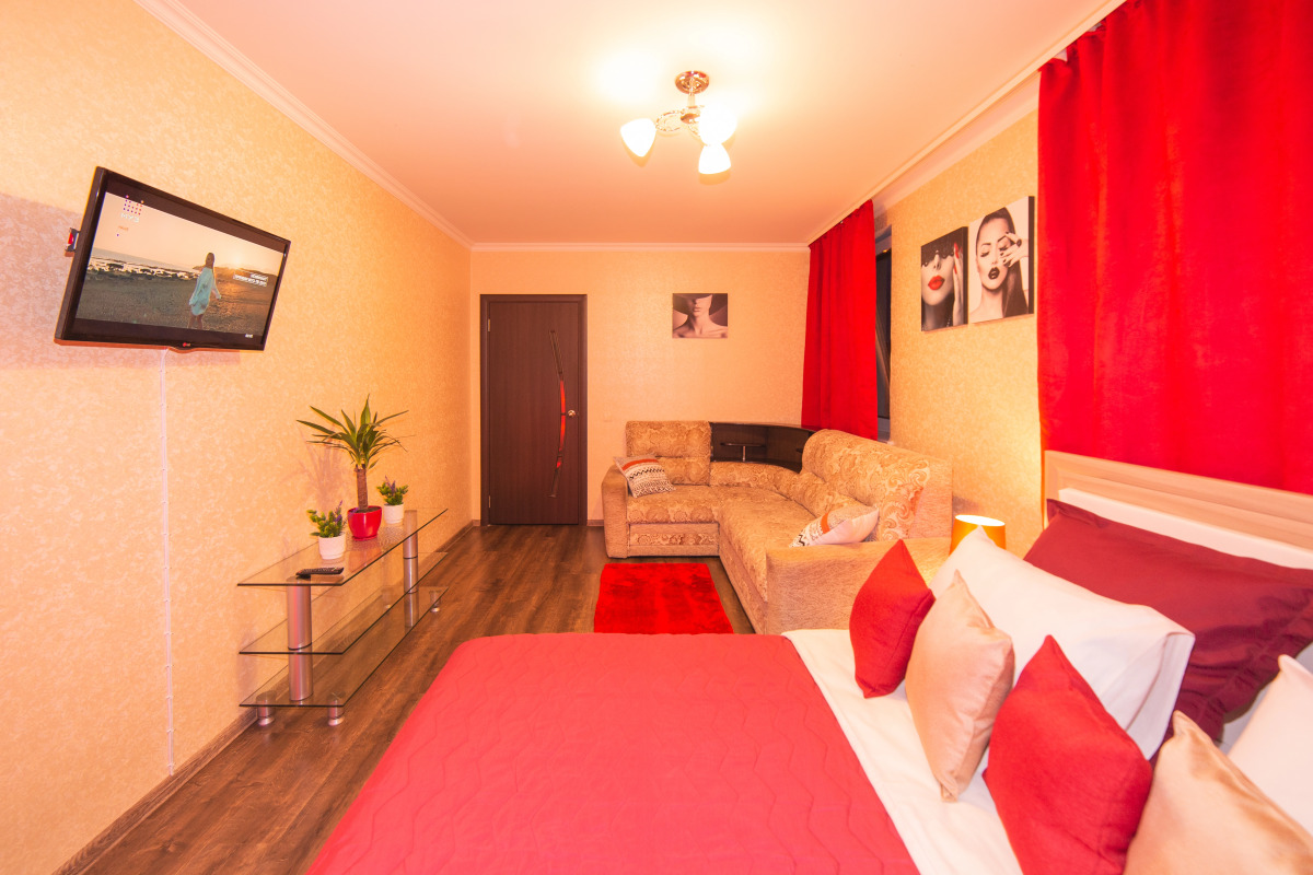 Апартаменты Novin квартал с видом во двор