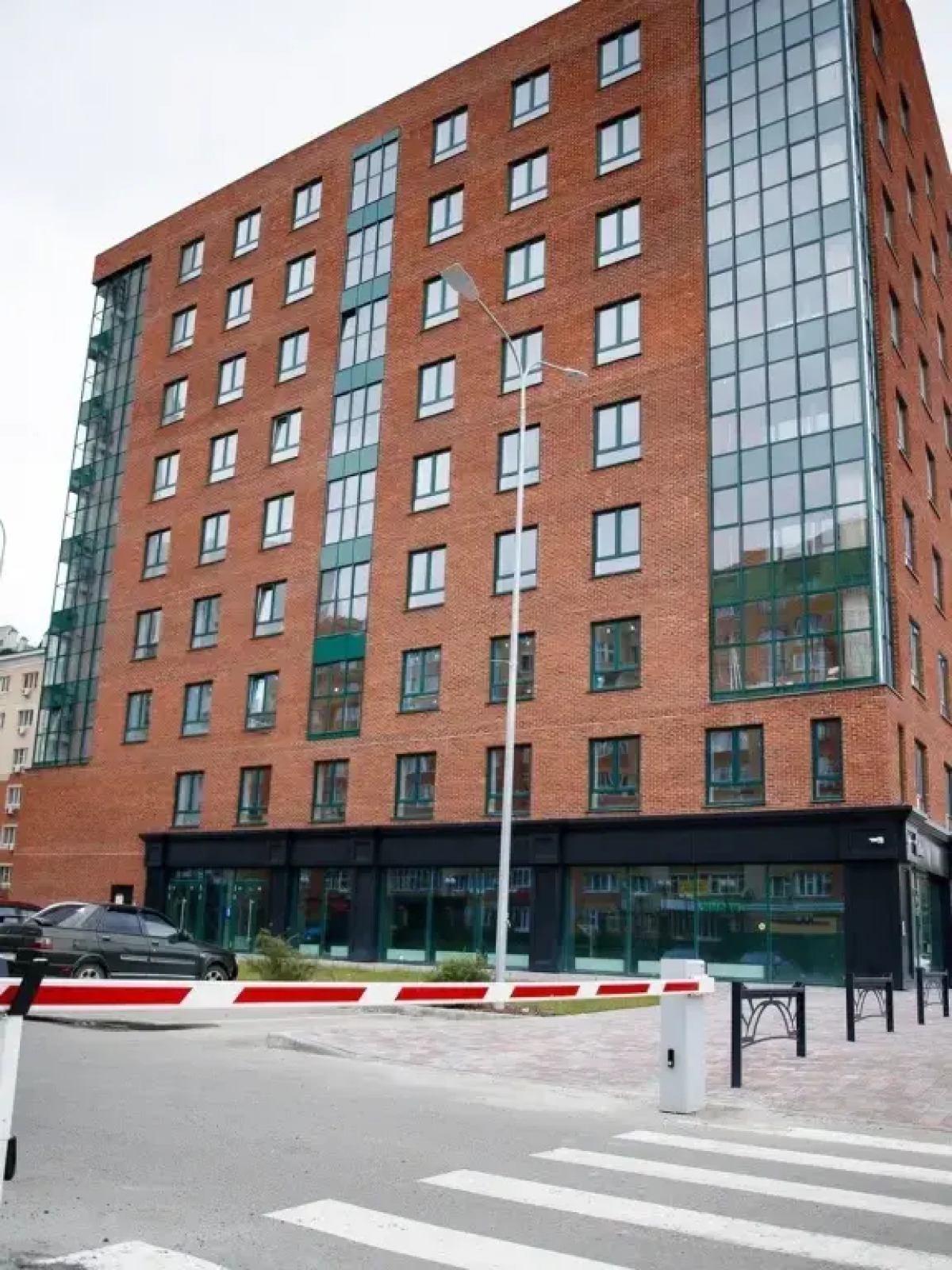 Апартаменты Мини студия с Панорамным Окном и парковкой