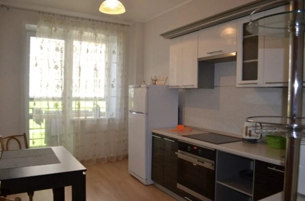 Апартаменты на шоссе Космонавтов 118