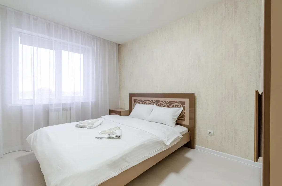 Апартаменты "Белоснежная 2 комнатная на Франко"