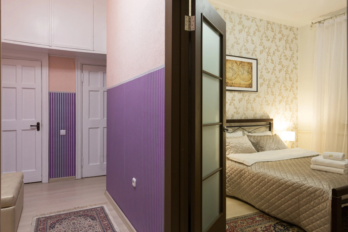 Апартаменты 1-комнатные HomeApart Ленина, 9