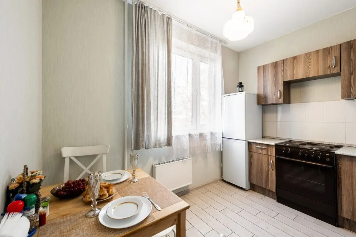 Улучшенные апартаменты Natali на метро Южная