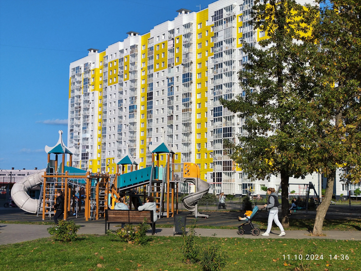 Квартира 2комнатная Левый  Берег у М4 6спал Мест