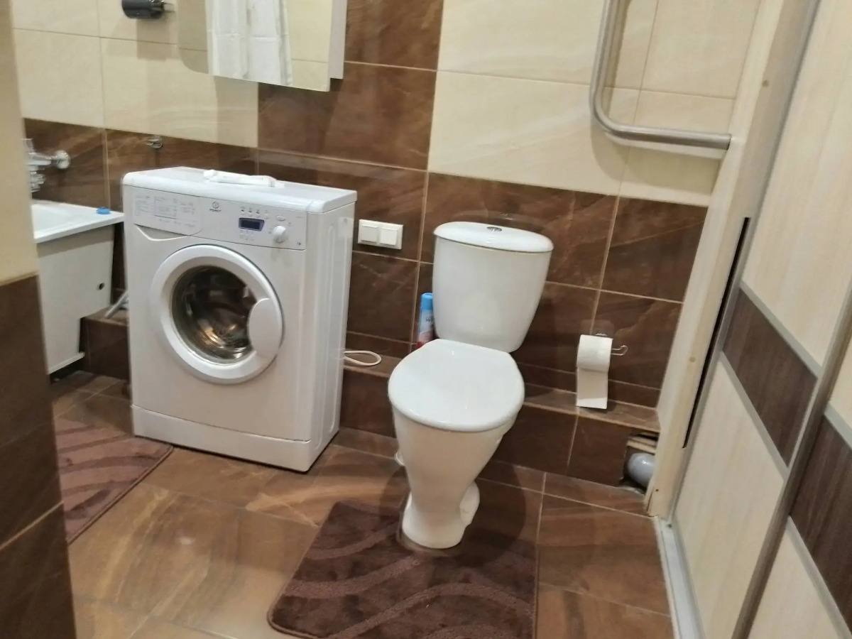 Апартаменты Brauni в Академ Riversaid