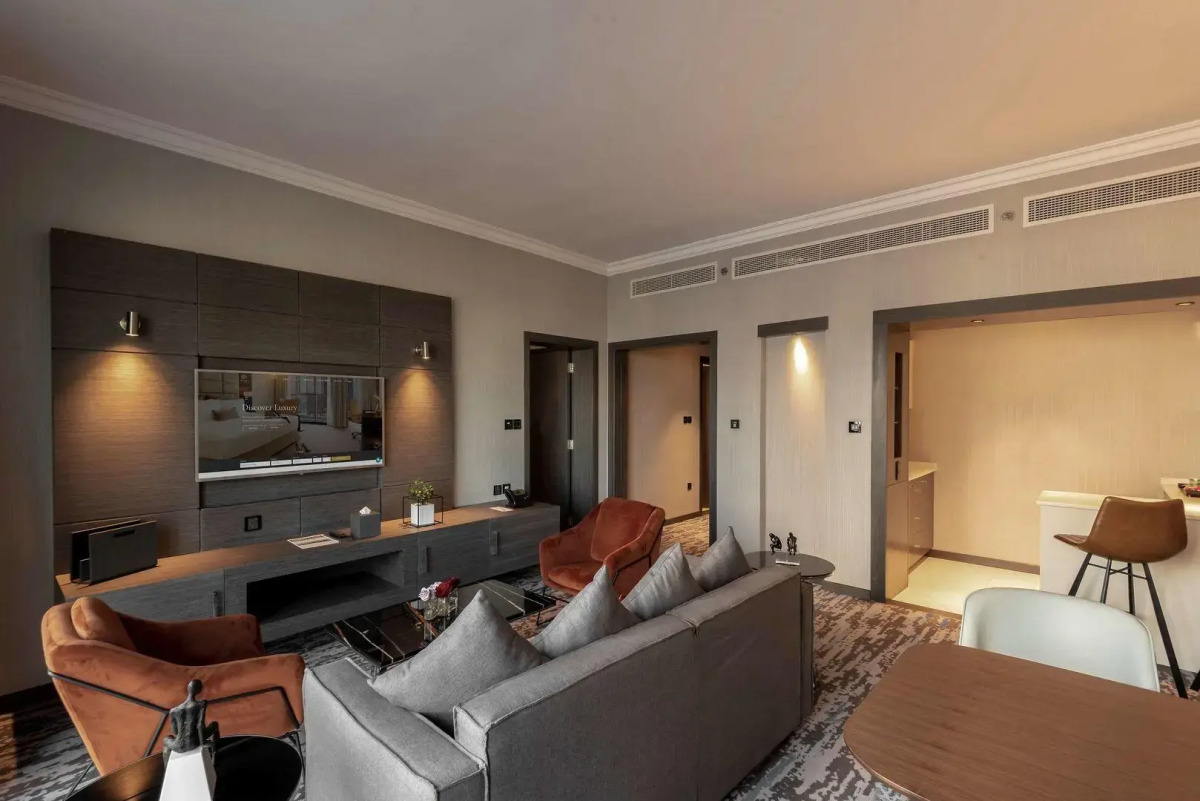 Edge Creekside Hotel