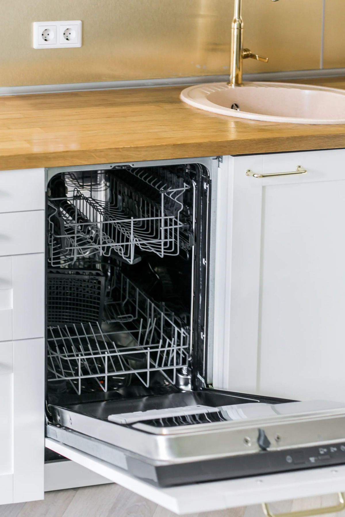 Квартира Чистопольская 85А