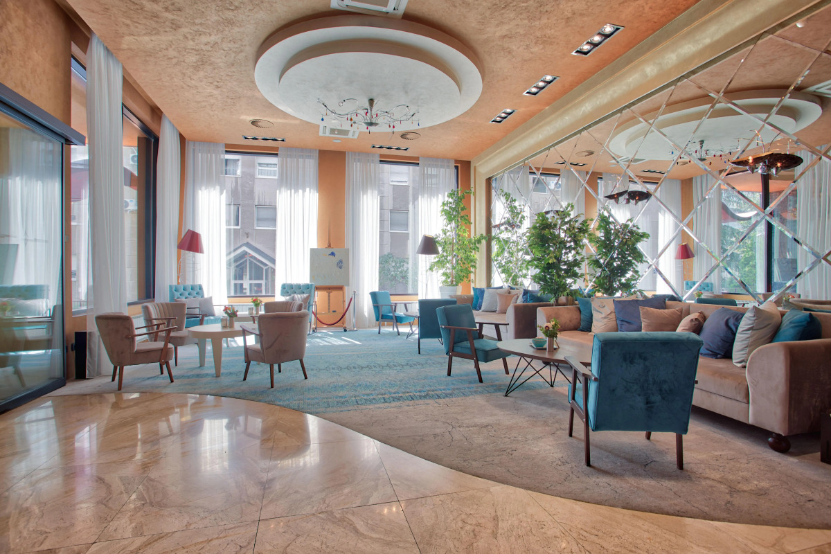 Отель Crystal Hotel Belgrade