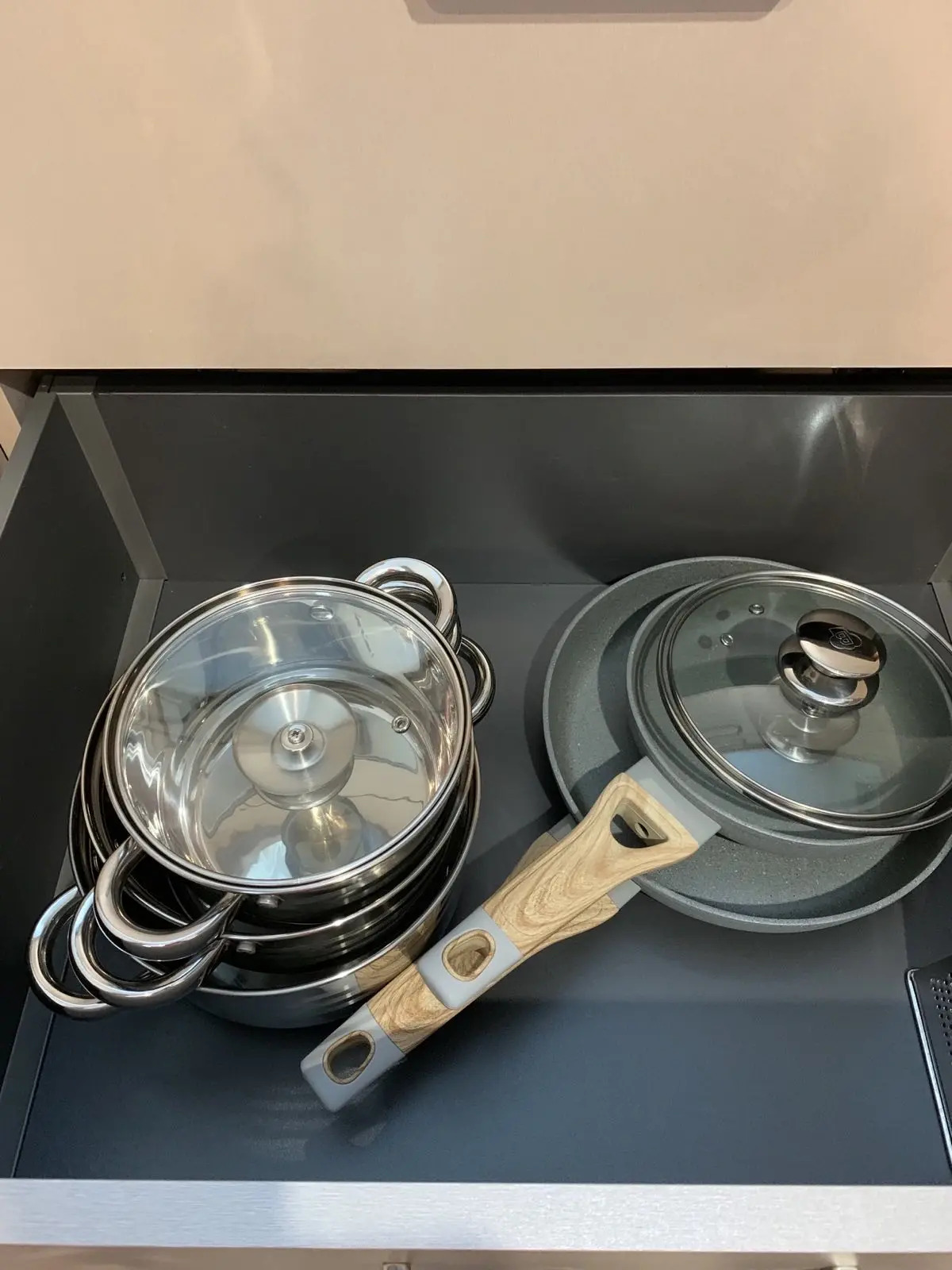 Апартаменты Apart SV2 Цоколь Раушен Престиж