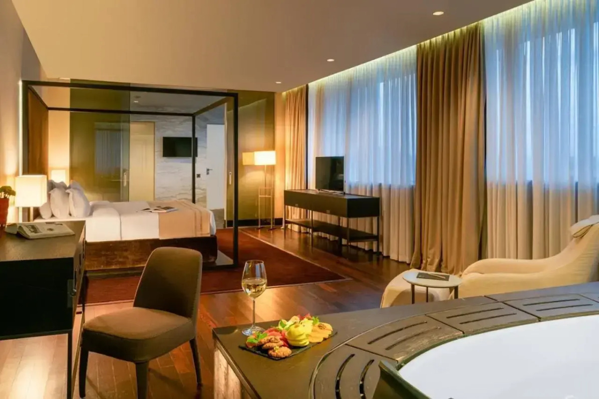 Отель BERD'S Design Hotel