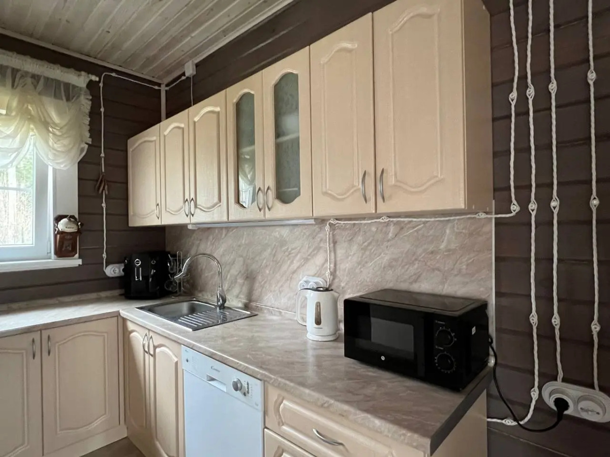 Частный дом У озера