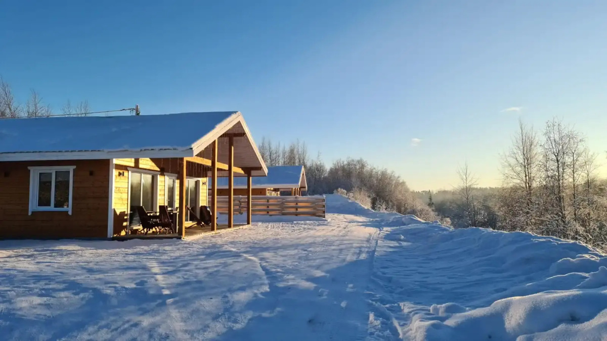 Гостевой дом с сауной вблизи реки и озера Ладоги Лисий берег