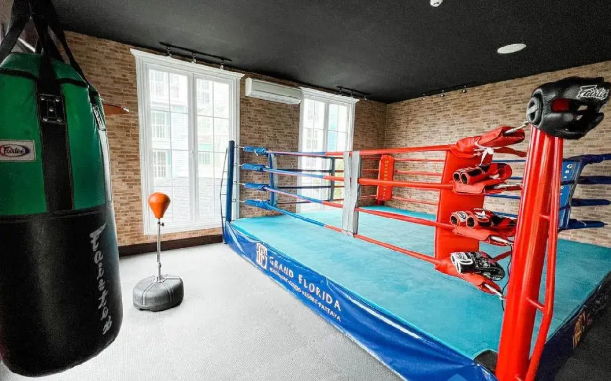 Апартаменты Grand Florida Beachfront