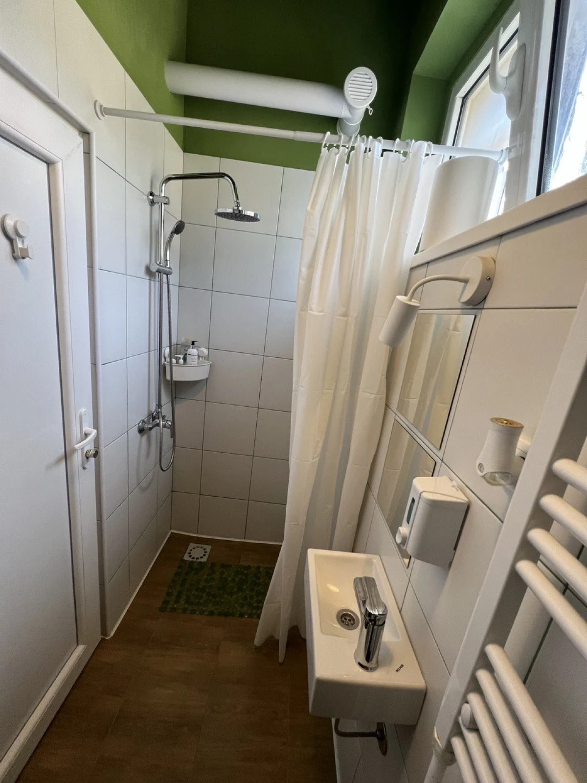 Хостел Cabbage Hostel