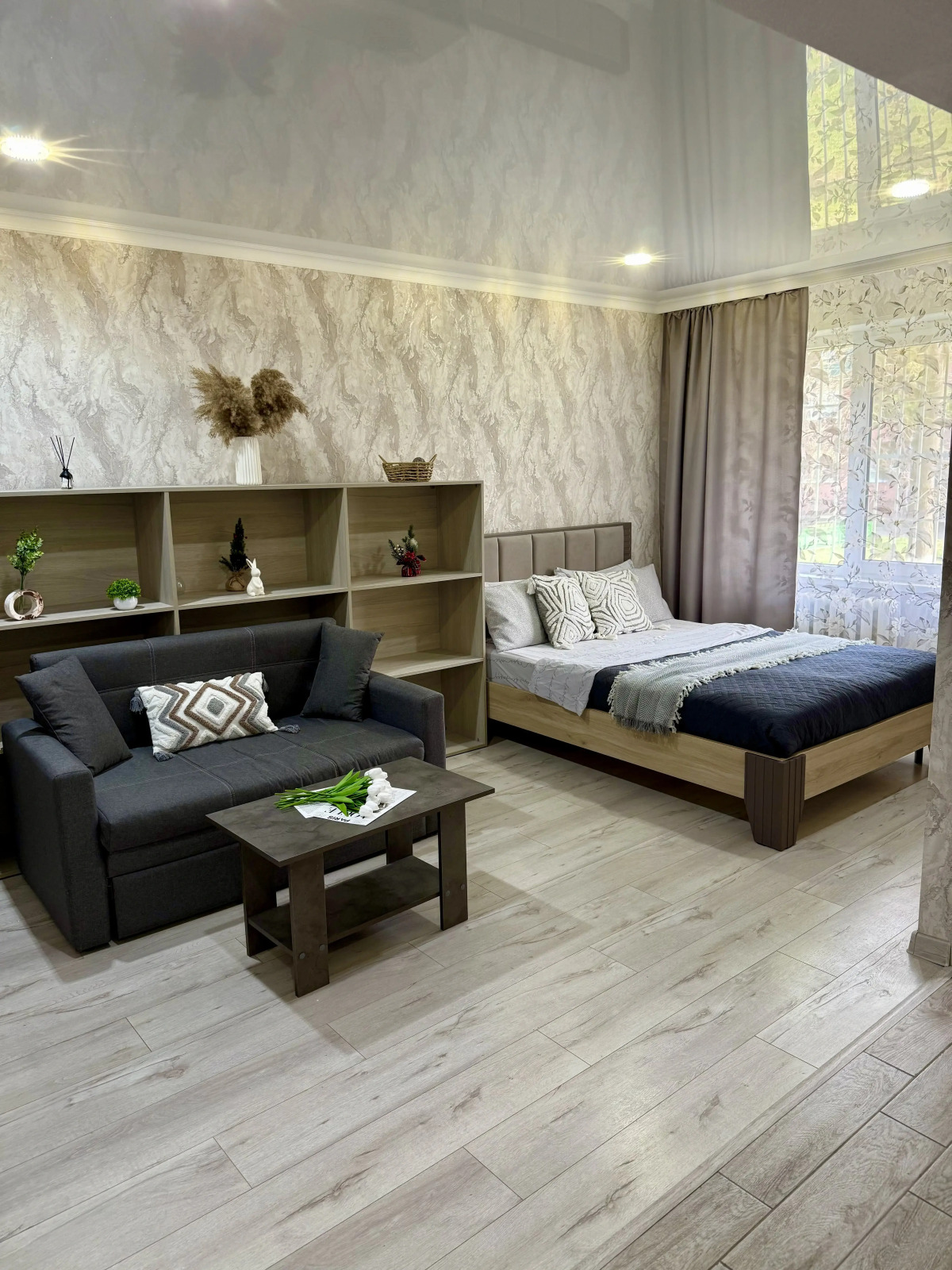 Квартира С Новым Ремонтом , В Лучшем Районе