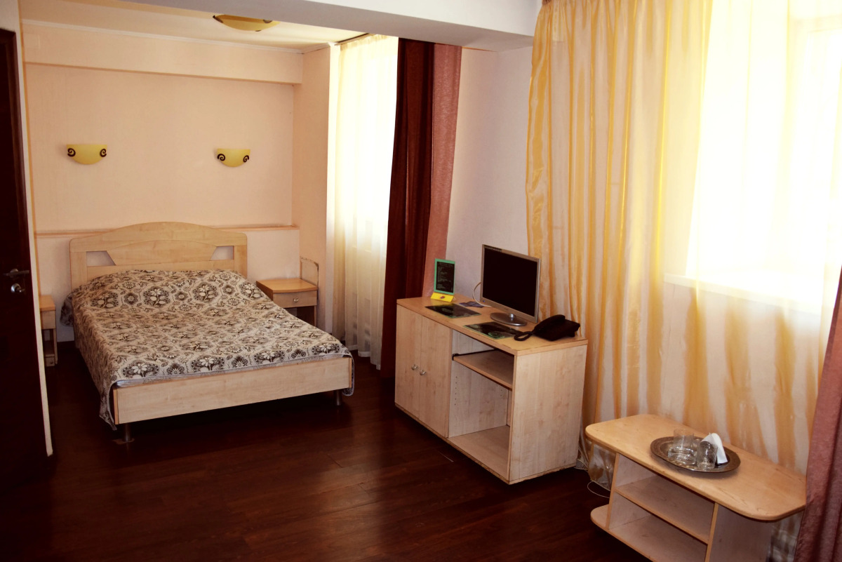 Мини-отель Золотое крыло Ленина 51