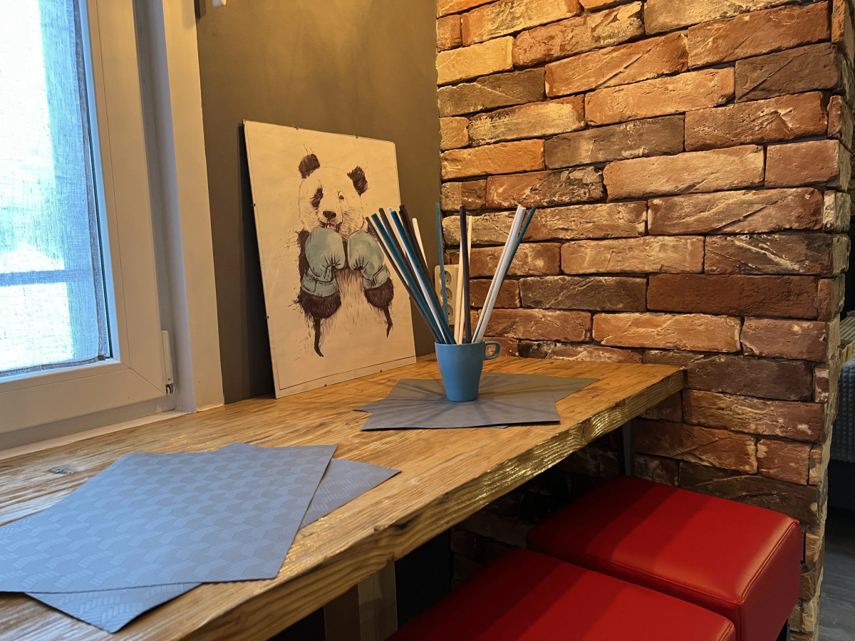 Апартаменты с Часами в Стиле Лофт