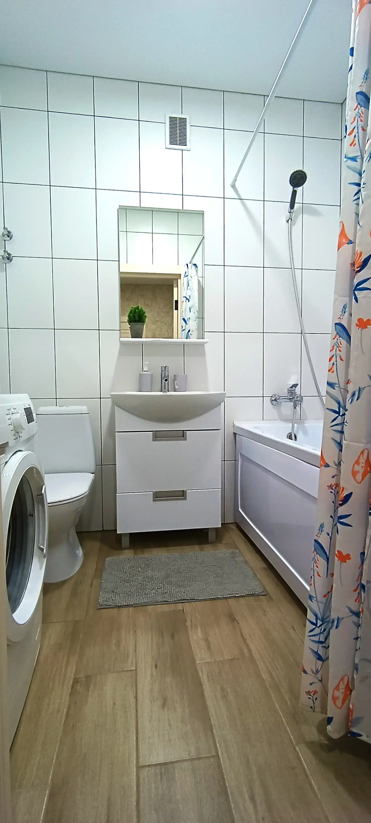 Апартаменты 100 Ночей на Песчаной 171