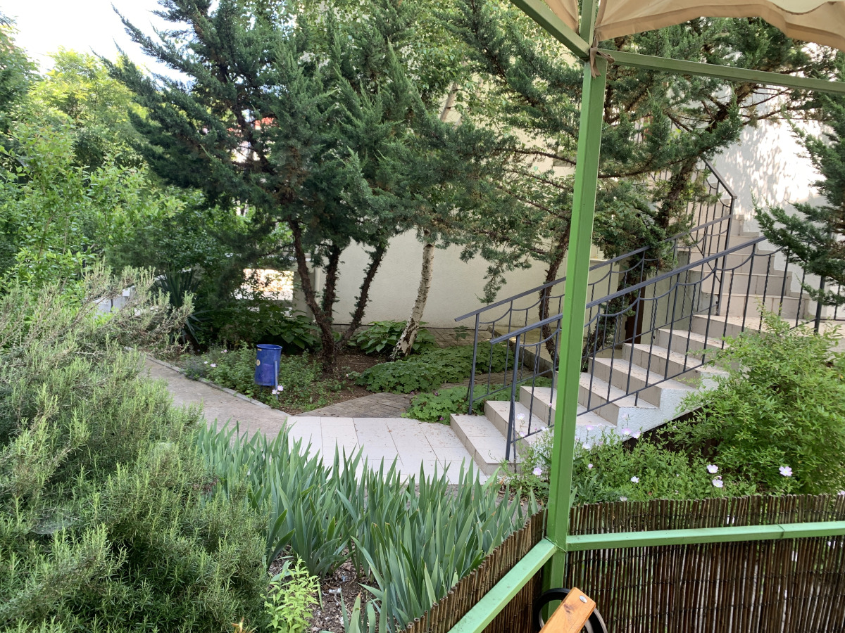 Отель Амалия