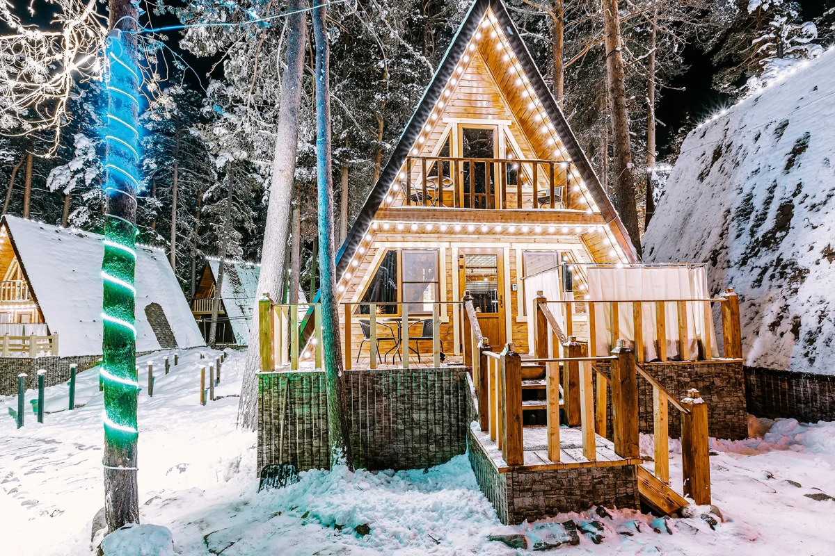 Коттедж в Лесу с Бассейном от Квартирукинг