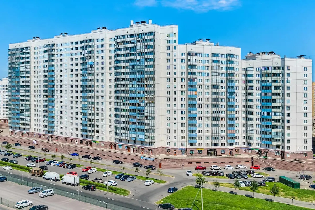 Апартаменты на Оптиков 45