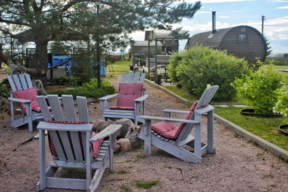 Частный дом Семейное эко-пространство Домик у моря