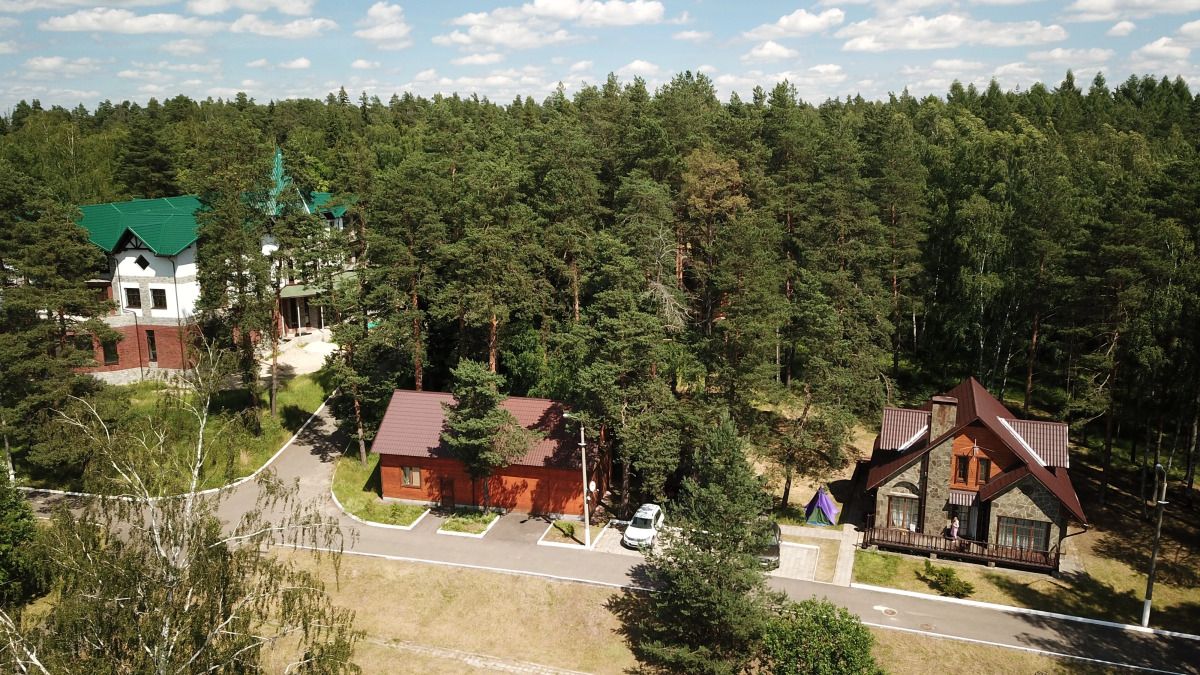 Загородный комплекс ЛЕСНЫЕ ПРУДЫ