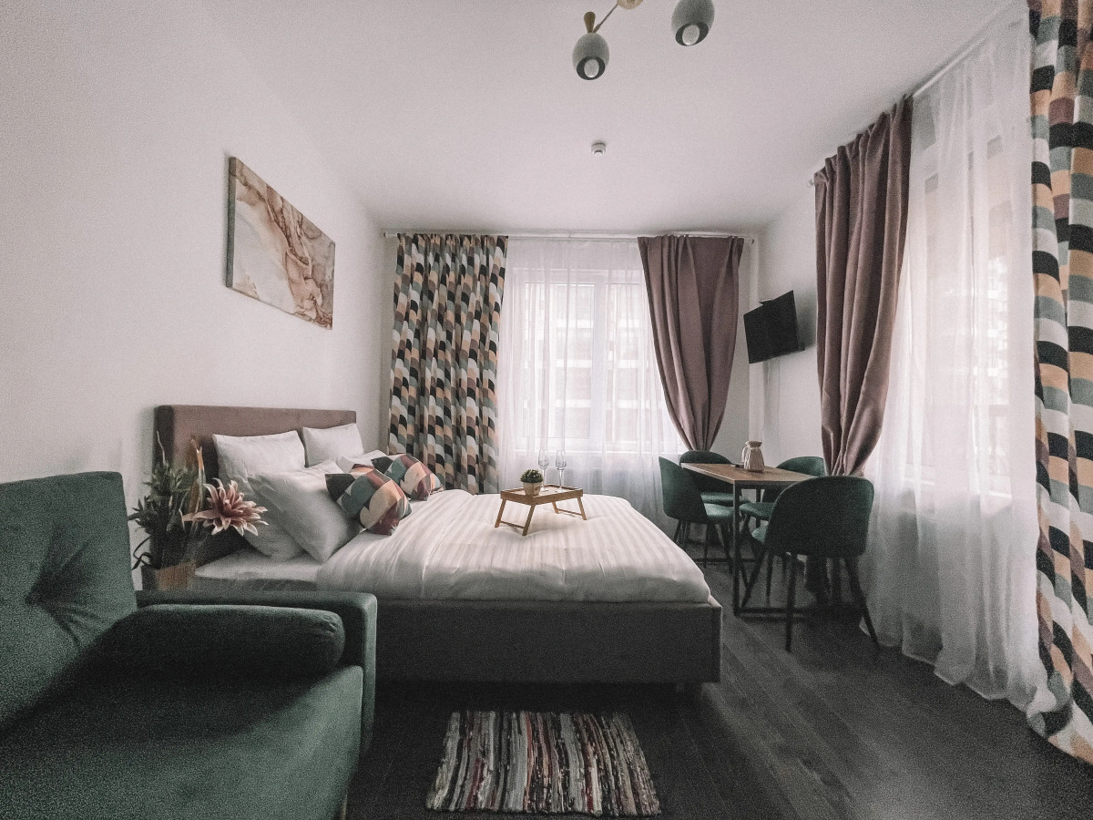 Апартаменты Студия Эмеральд на Арцеуловской