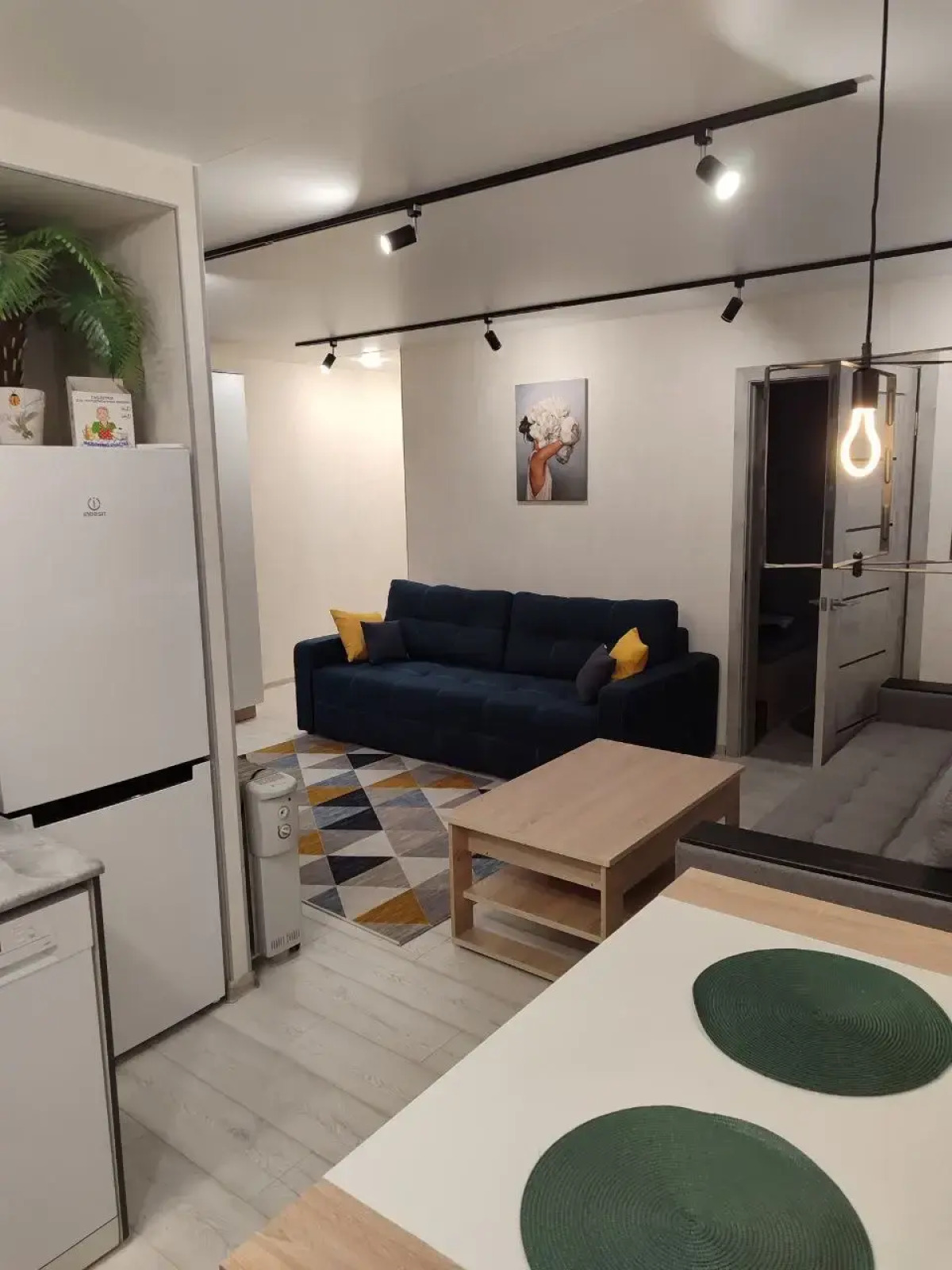 Апартаменты на Академика Книповича 55