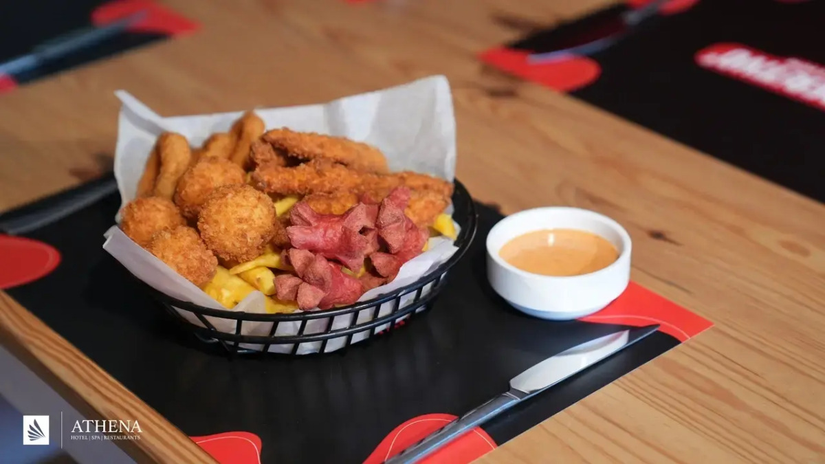 Отель Athena Premium