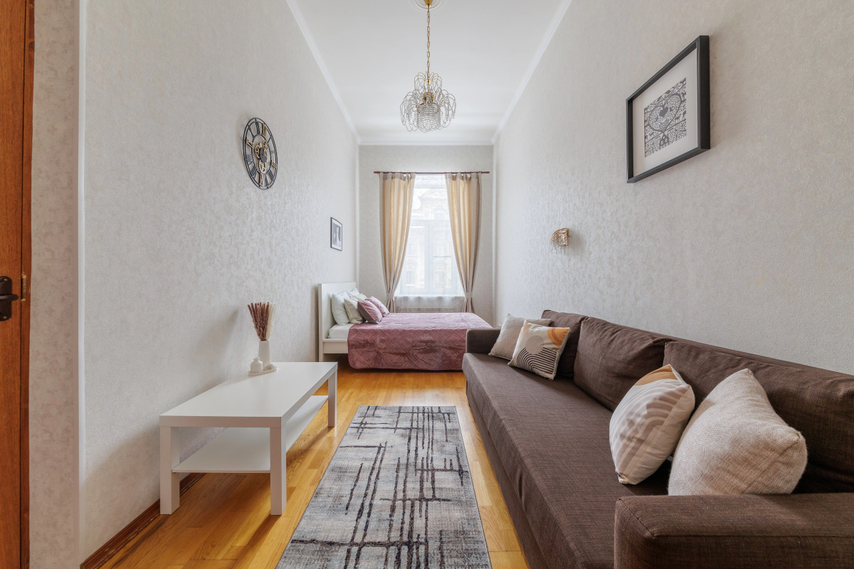 Апартаменты у Казанского Собора DereMRents ДереМРентс