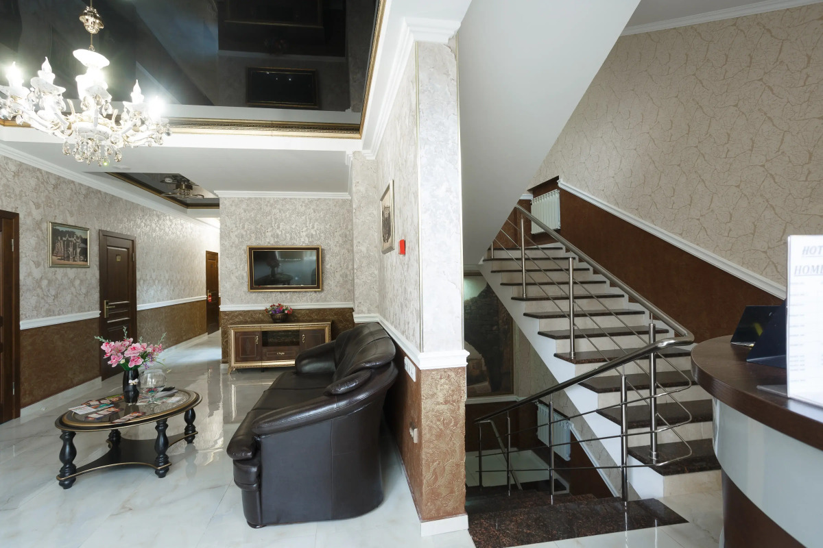 Отель Верона