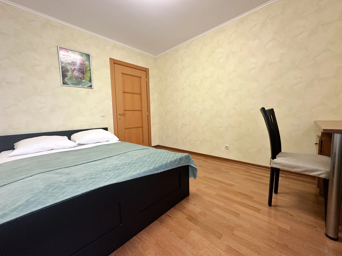 Квартира Трехкомнатная Аэродромная 72а