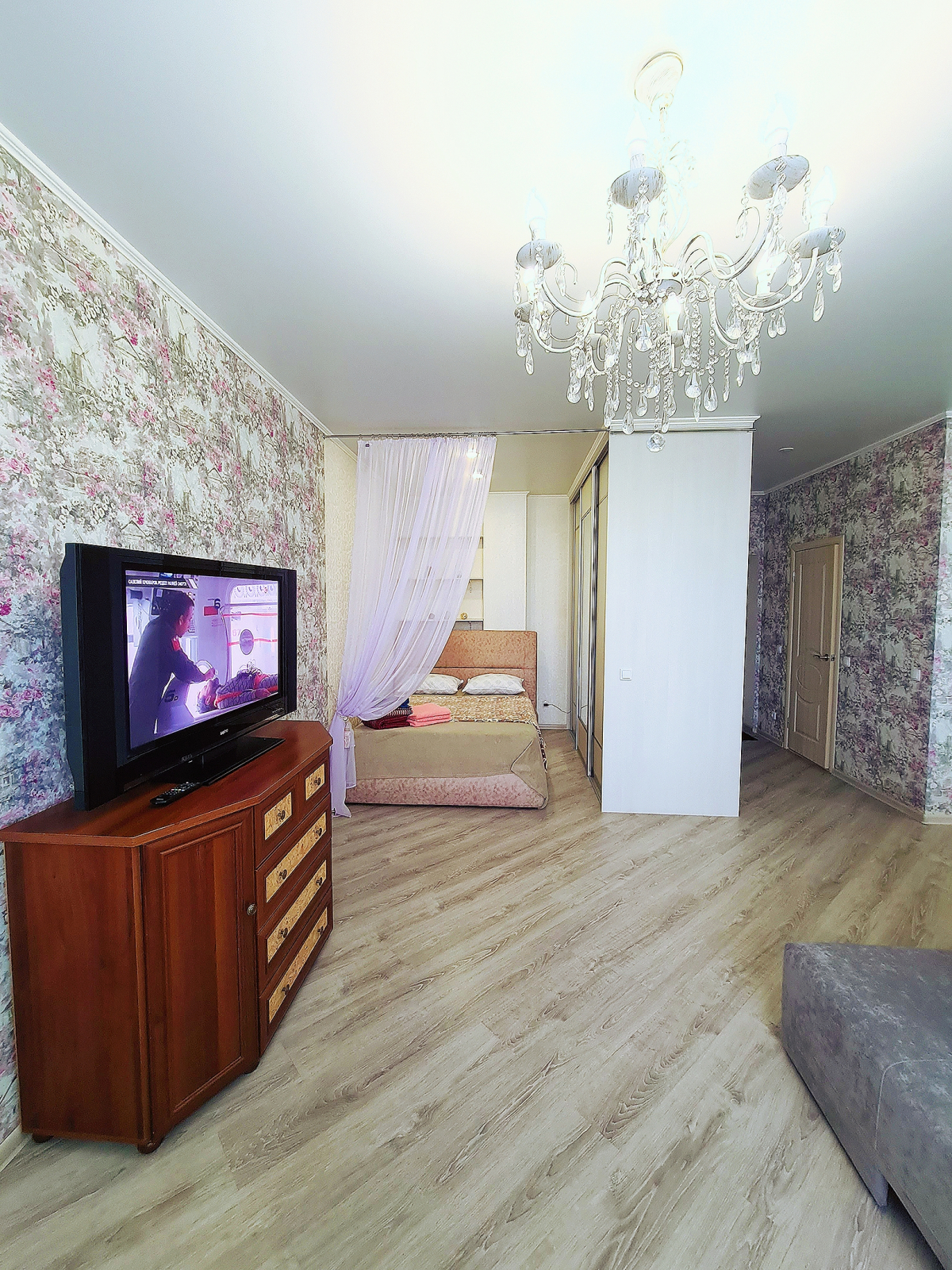 Апартаменты Красный Путь 101