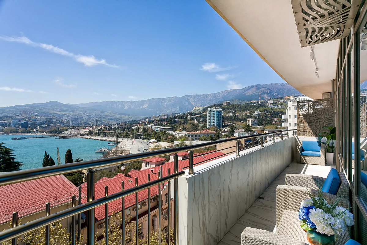Апартаменты Yalta Plaza