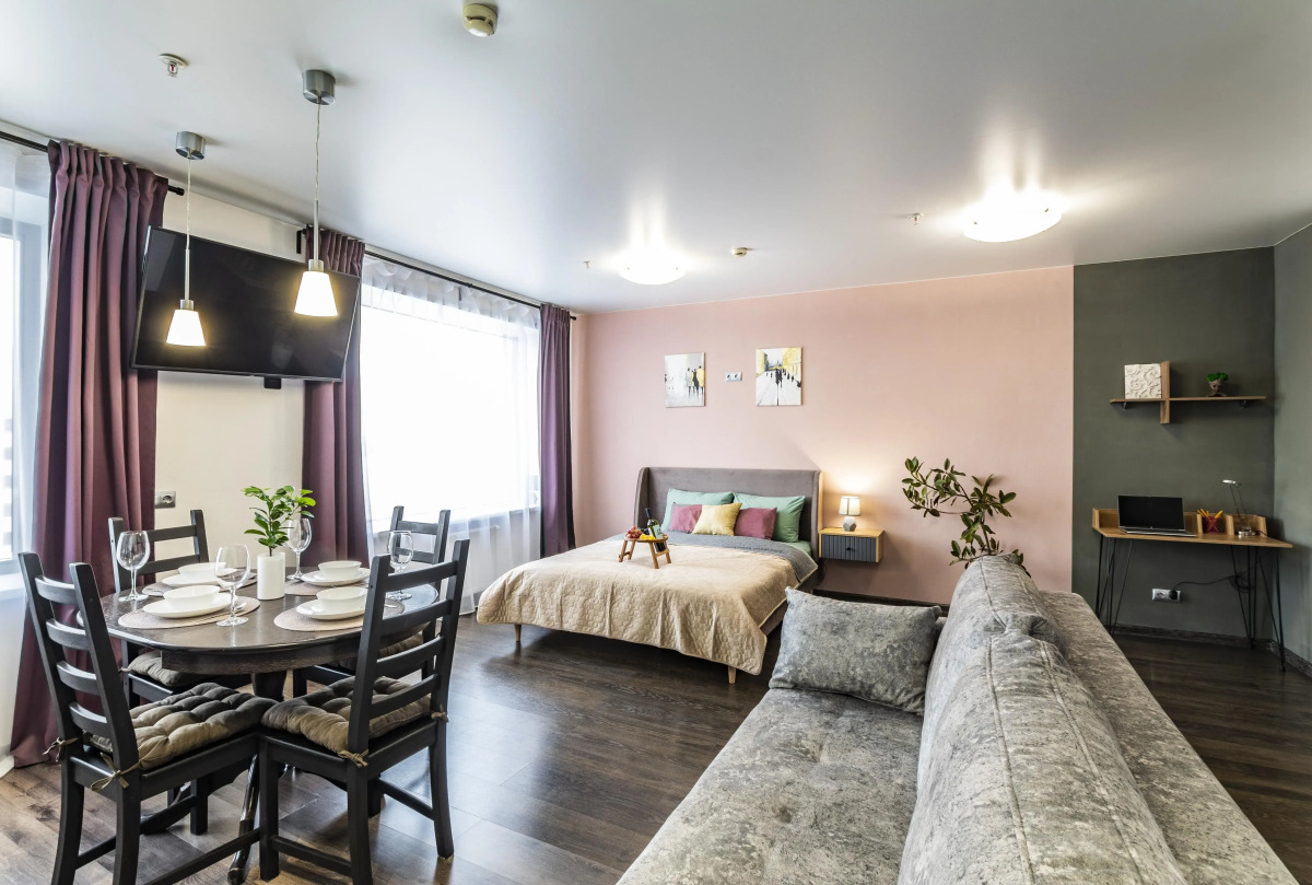 Апартаменты DailyDwell на Шейнкмана в Центре Екатеринбурга с панорамным видом