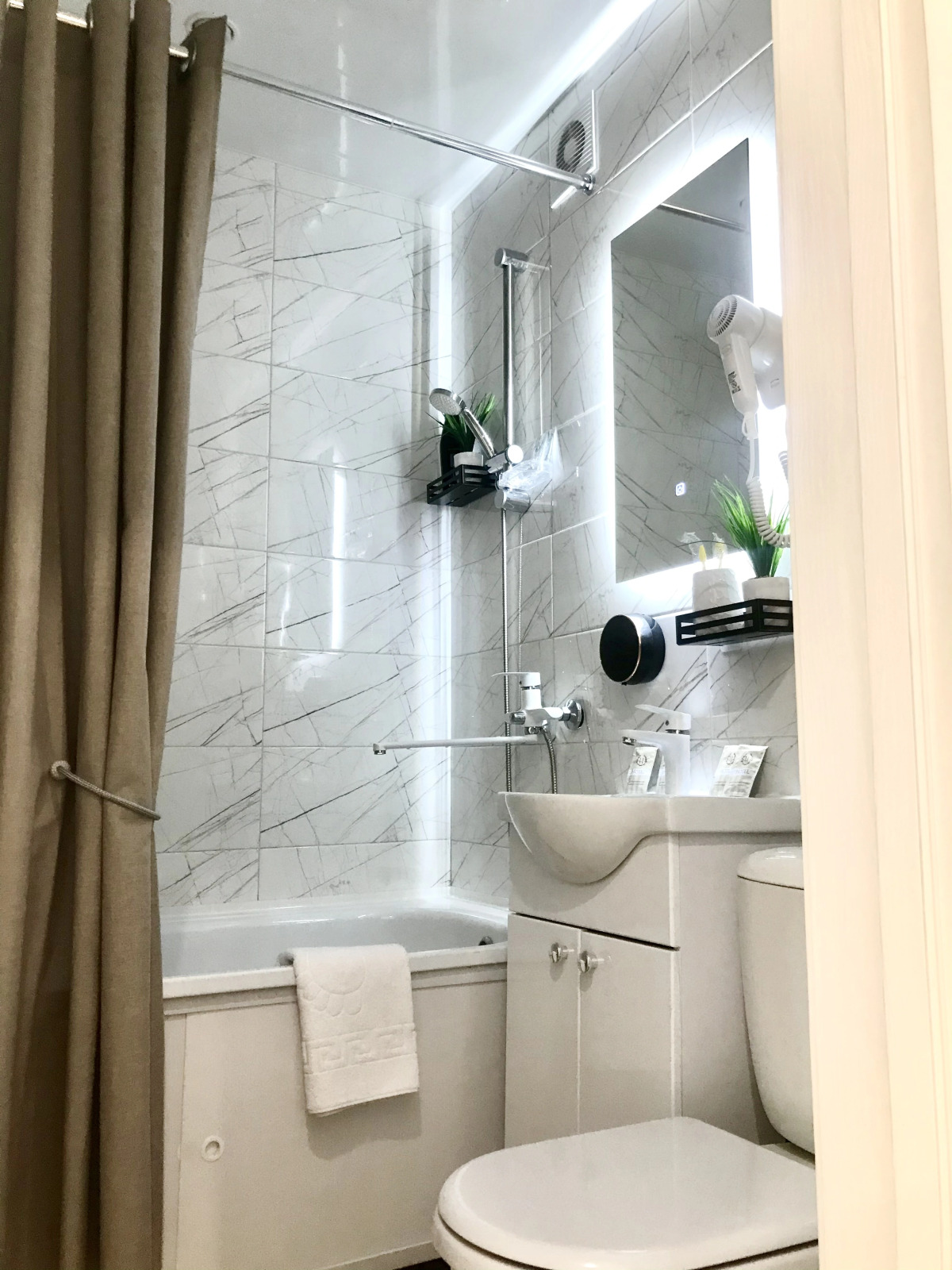 Апартаменты Добрые сутки в центре