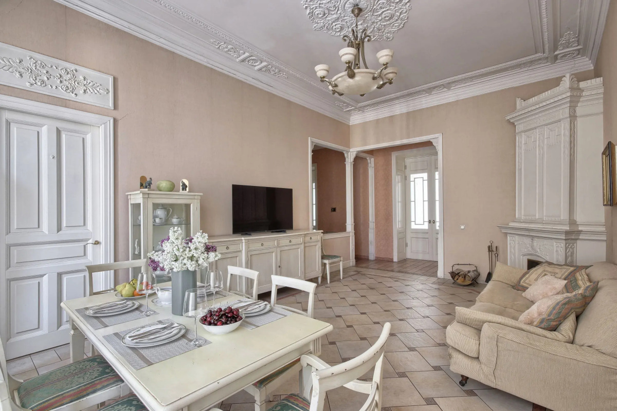 Апартаменты 1 MyhomeYourhome на Зверинской 42