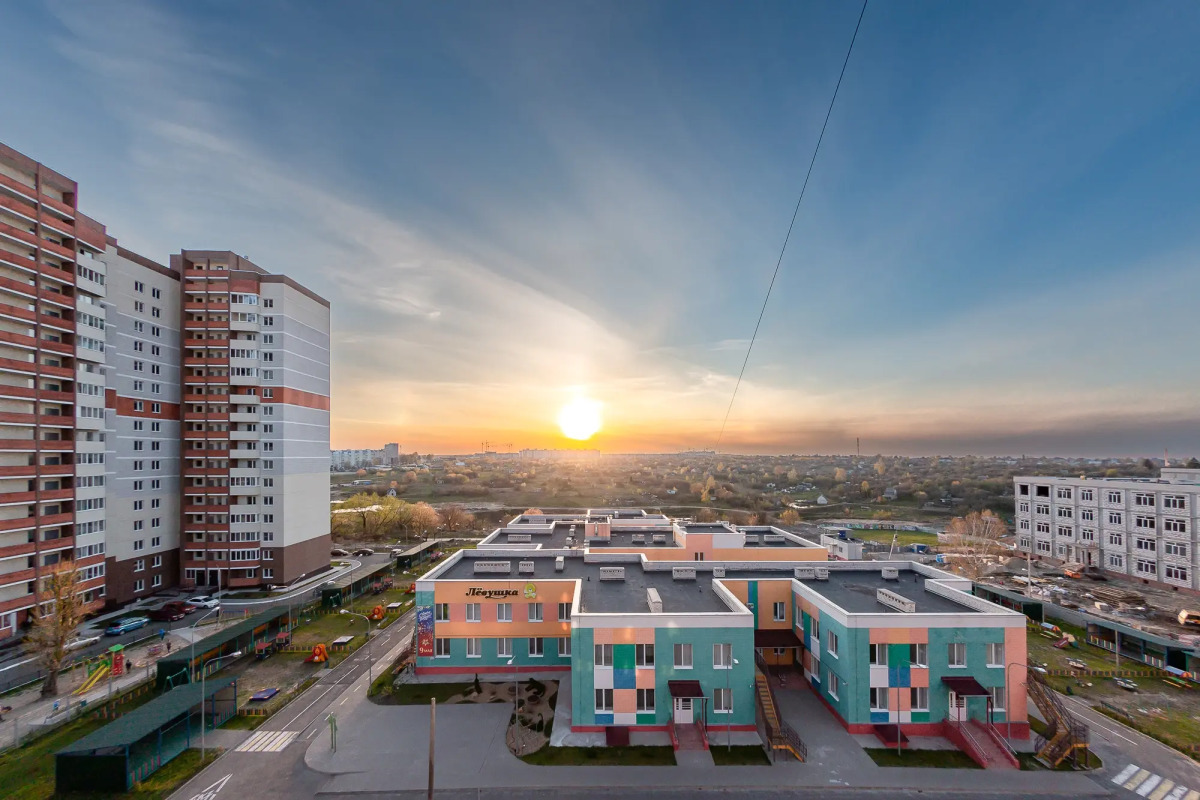 Апартаменты на Романа Брянского 8/1