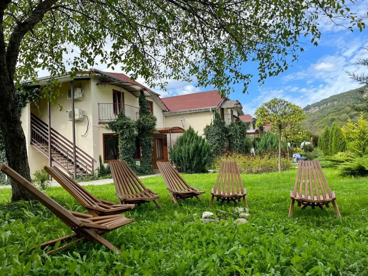 Отель Графская Поляна