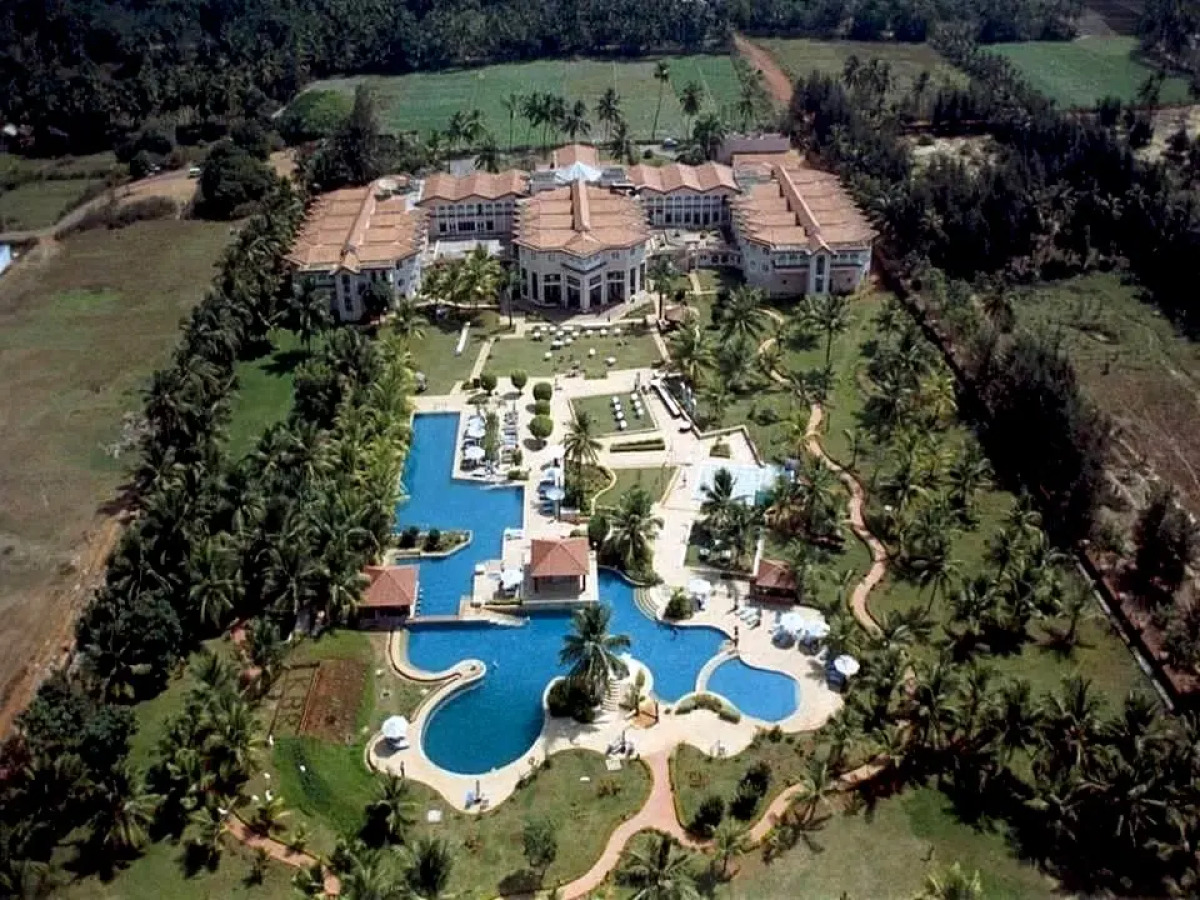 Отель Kenilworth Resort&Spa