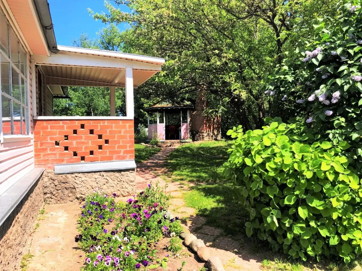 Гостевой Дом с Камином и Баней у Озера