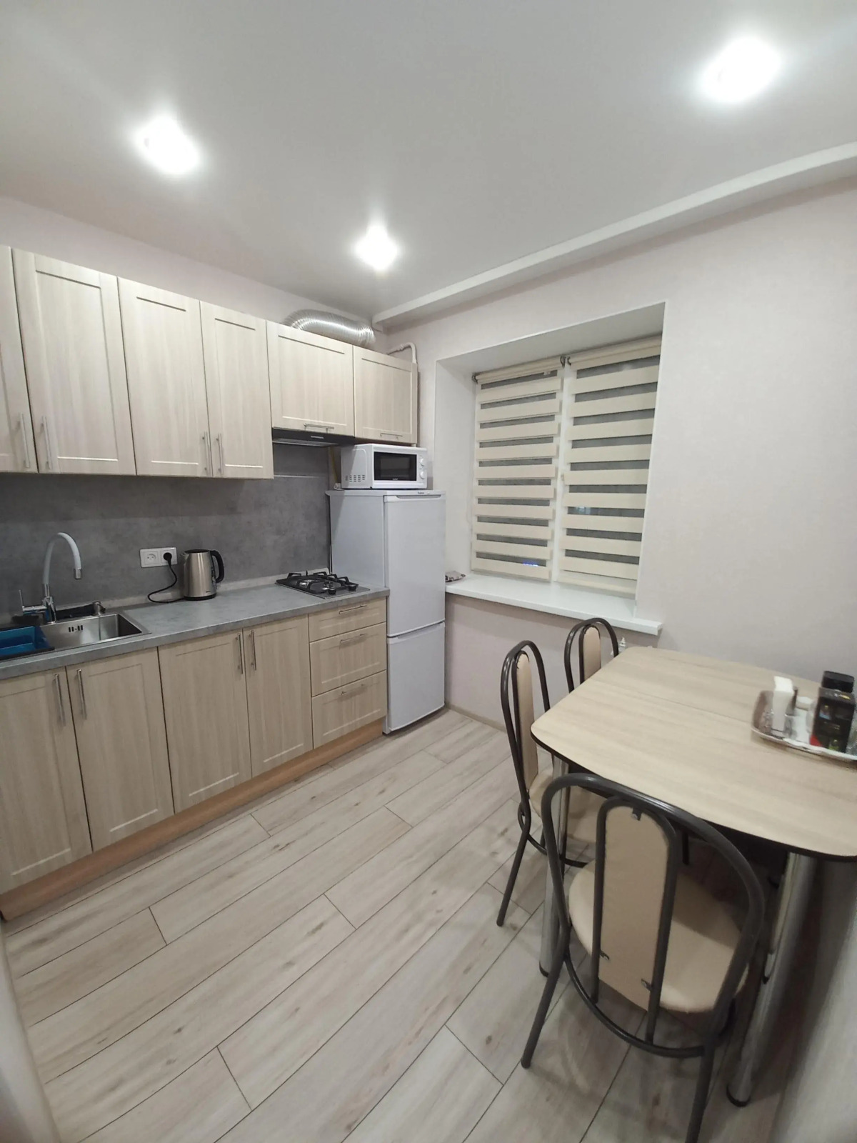 Квартира на Андрея Дементьева