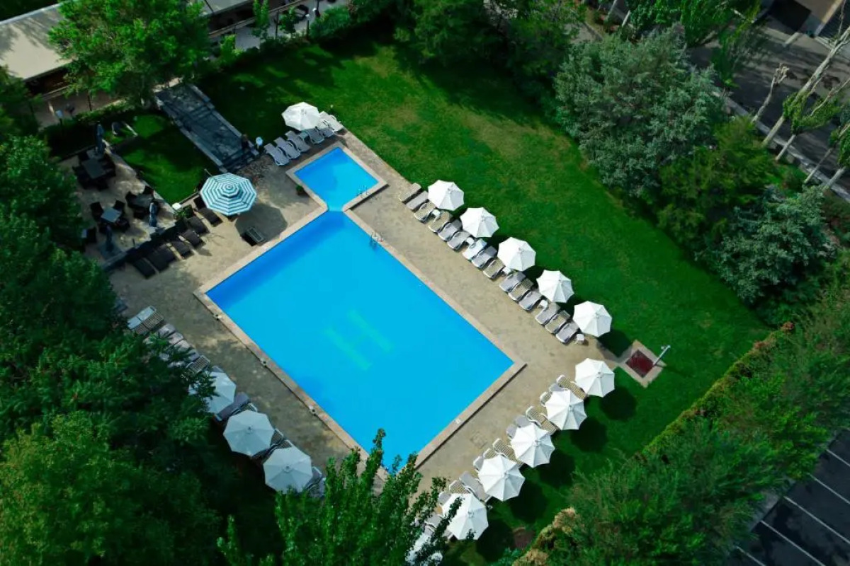 Отель President