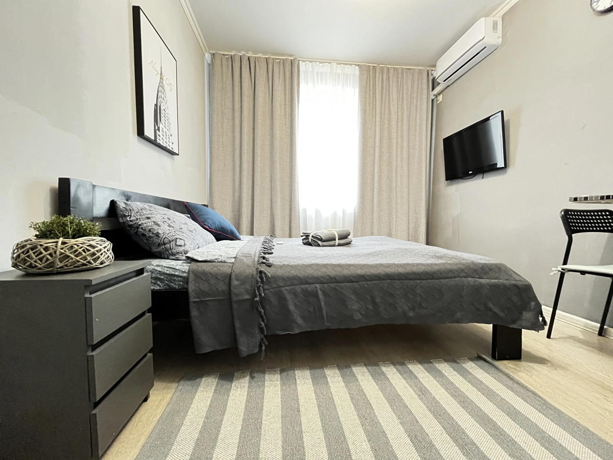 Квартира Милая Студия на Сухановой