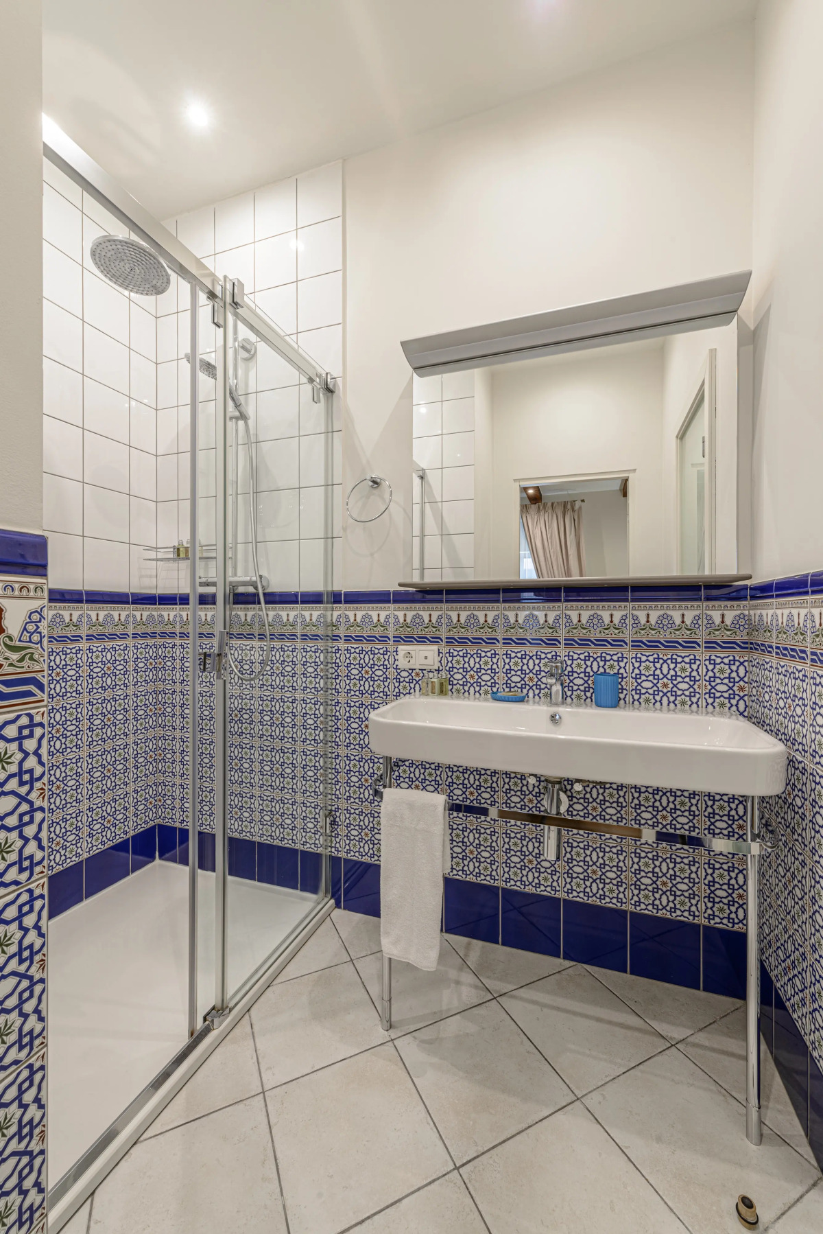 Отель Гермес