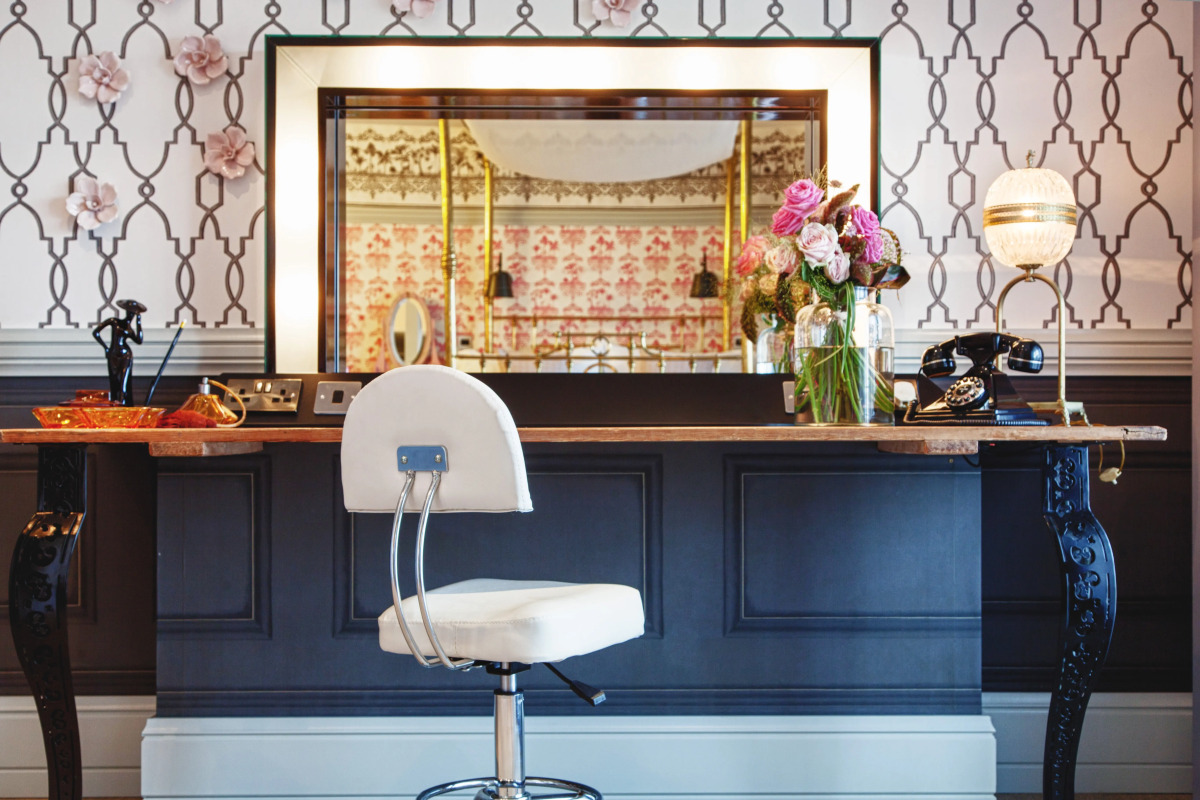 Отель AX The Palace