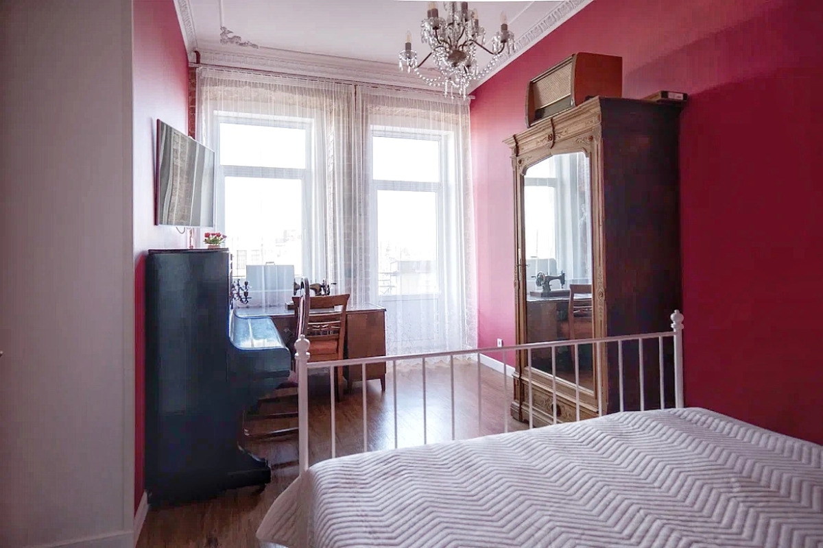 Апартаменты Видовая Аутентичная квартира на Жуковского