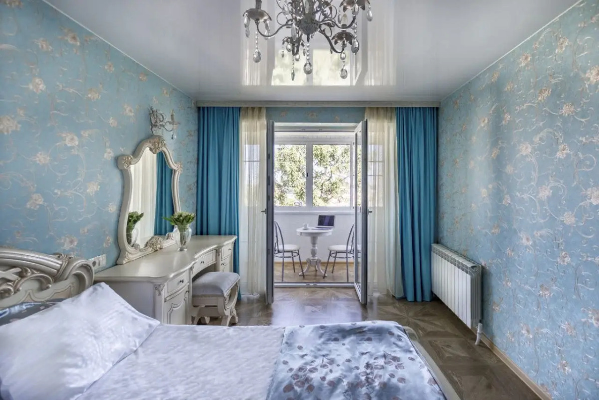 Апартаменты Саквояж с видом на Площадь Победы