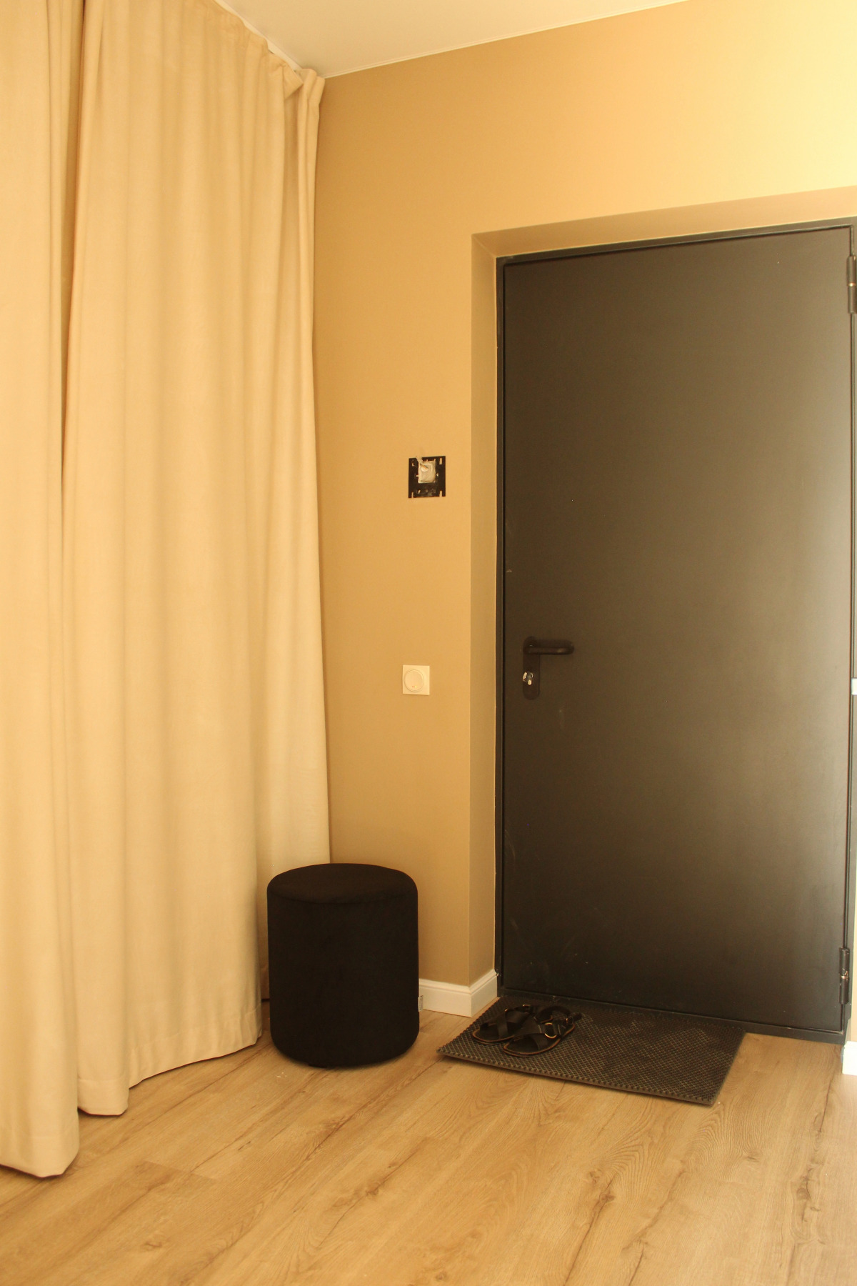 Квартира -Студия Рядом с ТРЦ Планета